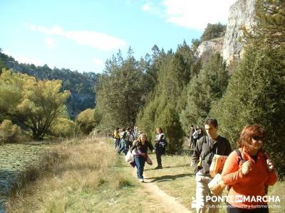 Cañón de Río Lobos - gente senderista; ropa de montaña; hiking